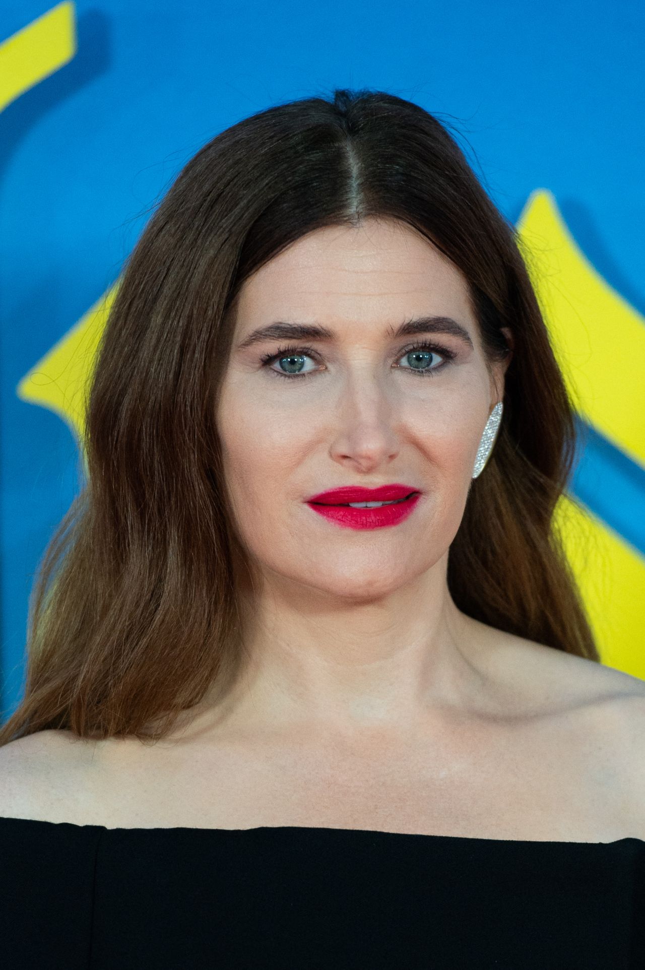 Kathryn Hahn Estréia Dos Eua 'Glass Onion Knives Out Mystery' — Fotografia  de Stock Editorial © PopularImages #622289024