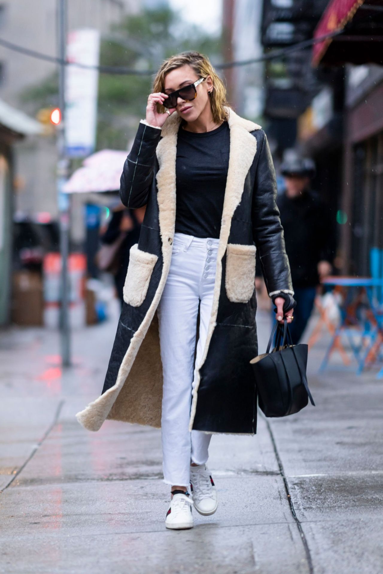 Katie Cassidy Street Style - Tribeca 10/13/2022 • CelebMafia