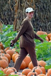 Katy Perry at the Pumpkin Patch in LA 10/07/2022