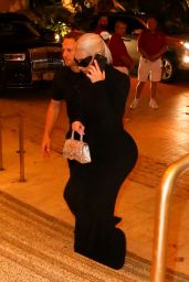 Kim Kardashian   JR Ridinger s Funeral in Miami 10 08 2022   - 37