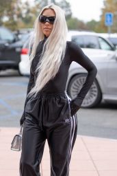 Kim Kardashian - Out in Thousand Oaks 10/14/2022