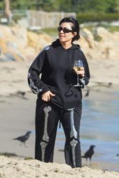 Kourtney Kardashian and Travis Barker on the Beach in Santa Barbara 10 18 2022   - 32