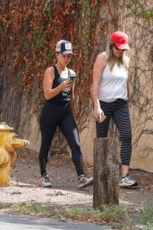 Kyle Richards - Out For a Hike in LA 10/05/2022