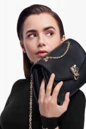 Lily Collins   Panth re de Cartier Chain Bags 2022   - 49