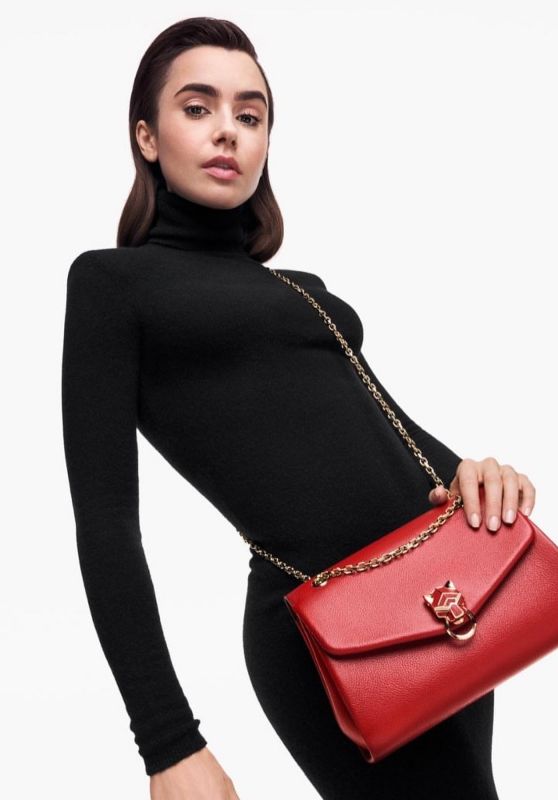 Lily Collins - Panthère de Cartier Chain Bags 2022