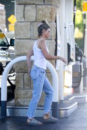 Lori Loughlin - Out in Los Angeles 09/30/2022