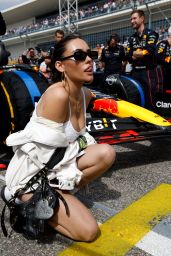 Madison Beer   Formula 1 United States Grand Prix in Austin 10 23 2022   - 10