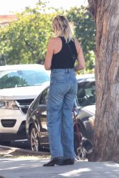 Malin Akerman - Out in Los Angeles 10/03/2022