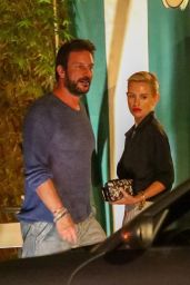 Nicky Whelan at San Vicente Bungalows in West Hollywood 10/01/2022