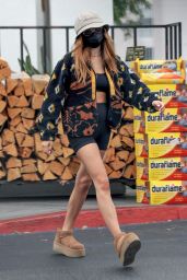 Olivia Jade Giannulli - Grocery Shopping at her local Bristol Farms in LA 10/14/2022