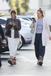 Olivia Jade Giannulli Wears a White Skirt and a Brown Jacket   Shopping for Flowers and Groceries in Beverly Hills 10 10 2022   - 31