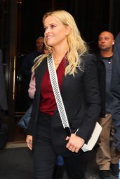 Reese Witherspoon - Out in New York 09/30/2022