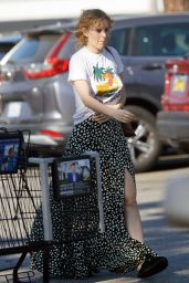 Rumer Willis - Grocery Shopping at Ralphs in Los Angeles 10/05/2022