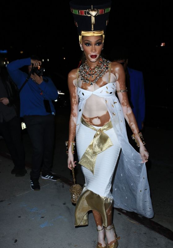 Winnie Harlow in Egyptian Style Costume - Vas Morgan Halloween Party in West Hollywood 10/29/2022