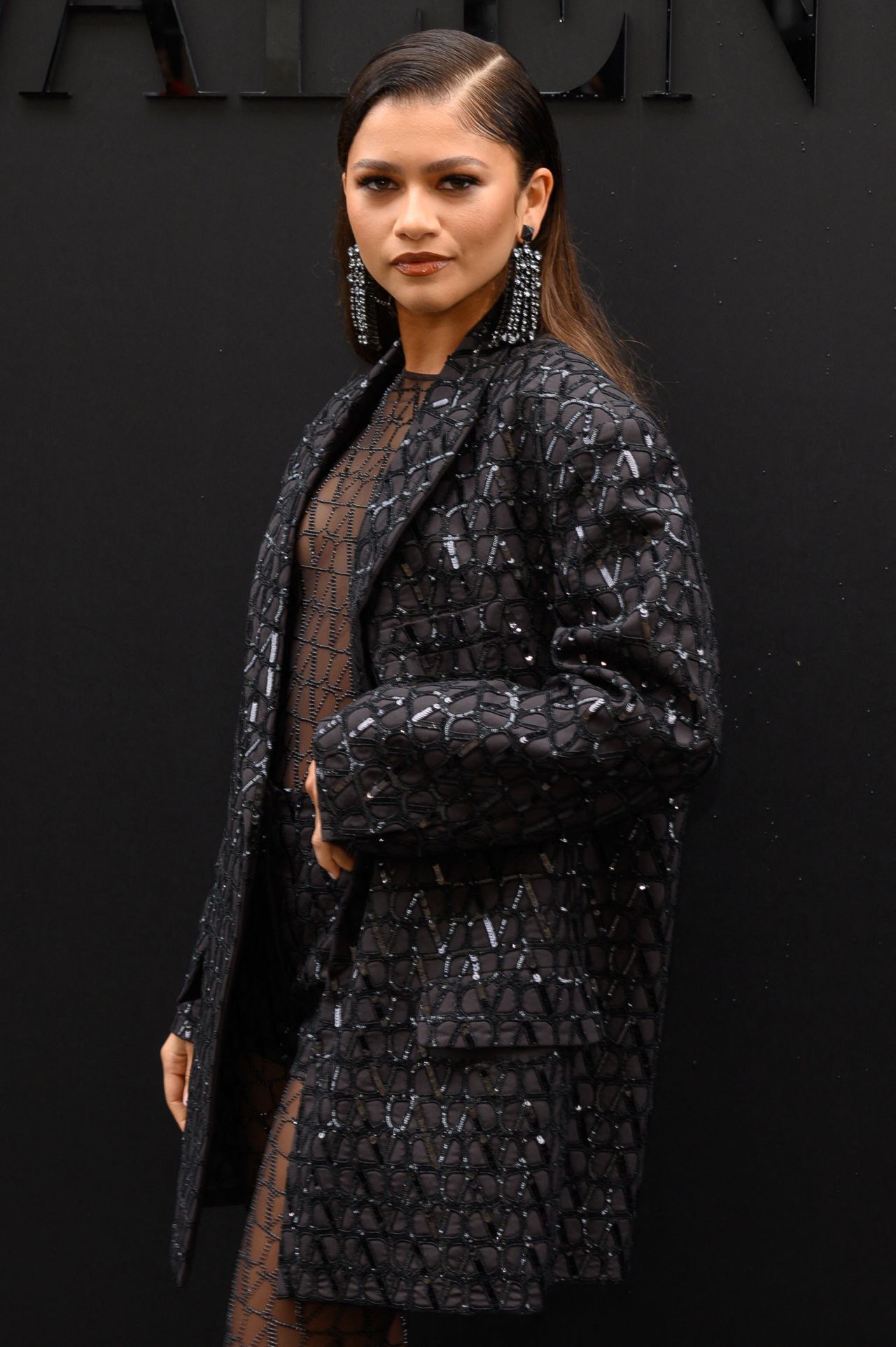 Zendaya – Valentino Fashion Show in Paris 10/02/2022 • CelebMafia