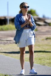 Angie Kent at Bronte Beach in Sydney 11/23/2022