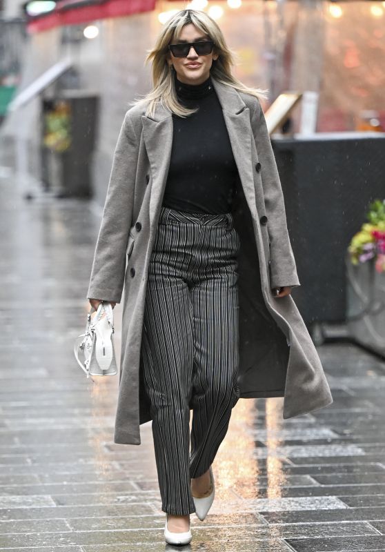 Ashley Roberts - Out in London 11/21/2022