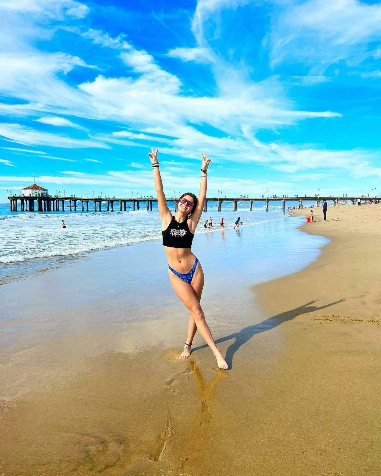 Brooklyn Van Zandt Style Clothes Outfits And Fashion CelebMafia