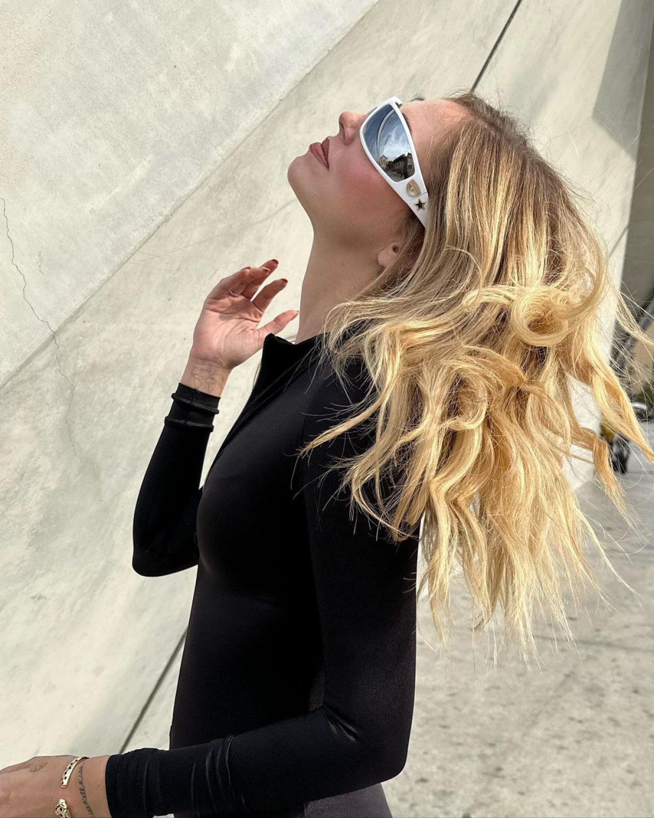 Chiara Ferragni ✨ on Instagram: Look of the day 💚 Wearing