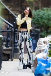 Emily Ratajkowski   Out in New York City 11 01 2022   - 19