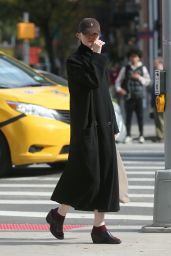 Emma Stone - Out in New York City 10/31/2022