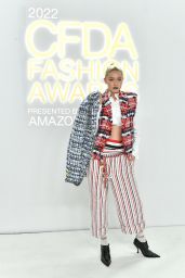 Gigi Hadid – CFDA Fashion Awards in New York 11/07/2022