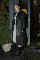 Gigi Hadid in a Grey Outfit in New York 11/29/2022