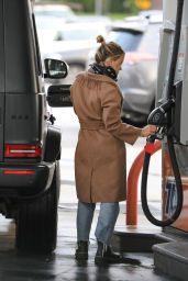 Hilary Duff at a Gas Station in LA 11 07 2022   - 63