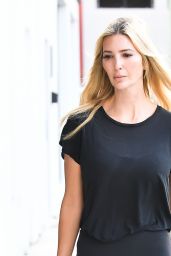 Ivanka Trump in Gym Ready Outfit in Miami 11/28/2022