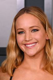 Jennifer Lawrence – Governors Awards in Los Angeles 11/19/2022
