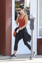 Jordana Brewster   Outside a Gym in Brentwood 10 31 2022   - 25