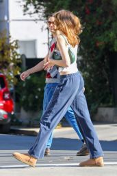 Kaia Gerber in Casual Outfit in Los Angeles 11 15 2022   - 39