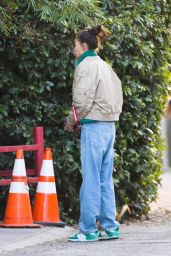 Kelly Gale   Out in Los Angeles 11 25 2022   - 16