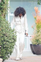 Kelly Rowland - Leaving a Hair Salon in Beverly Hills 11/21/2022