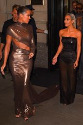 Kim Kardashian and Khloe Kardashian Head to 2022 CFDA Fashion Awards in NYC 11/07/2022