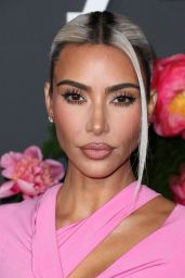 Kim Kardashian – Baby2Baby Gala 2022