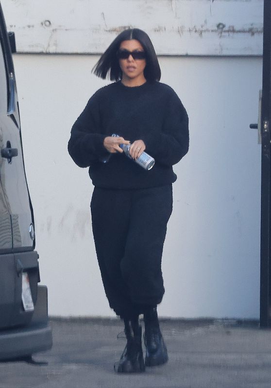 Kourtney Kardashian - Out in Los Angeles 11/09/2022