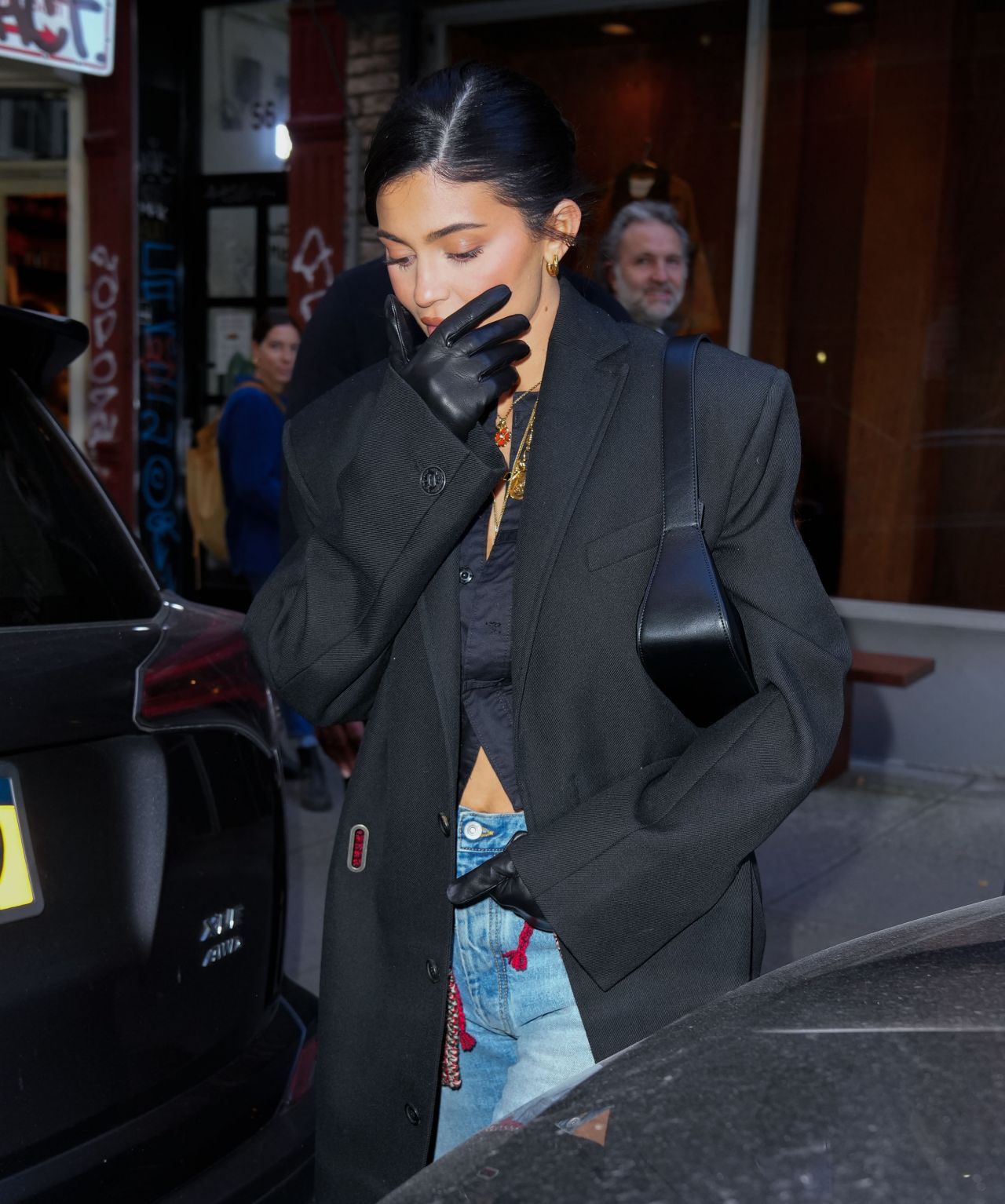 Kylie Jenner – Depart Sadelle’s in New York City 11/08/2022 • CelebMafia