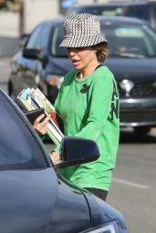 Lisa Rinna - Out in Studio City 11/25/2022