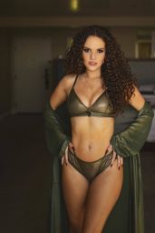 Madison Pettis   Savage x Fenty Collection 2022  part III    - 54