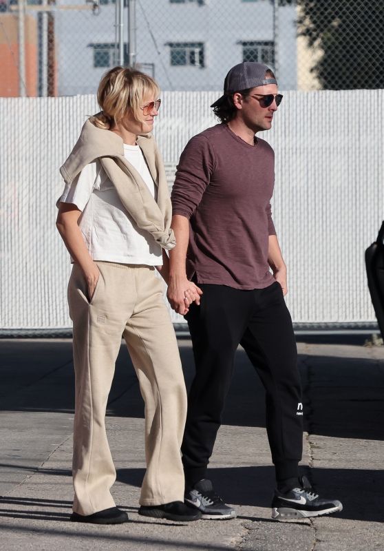 Malin Akerman With Her Husband Jack Donnelly - Los Angeles 11/14/2022