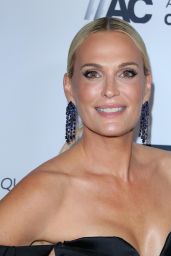 Molly Sims - American Cinematheque Awards Honoring Ryan Reynolds in Beverly Hills 11/17/2022