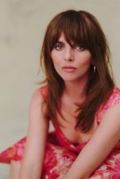 Ophelia Lovibond   1883 Magazine November 2022   - 38