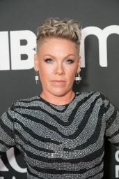 Pink - 37th Annual Rock & Roll Hall Of Fame Induction Ceremony in LA 11/05/2022