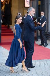 Queen Letizia of Spain   Royal Theatre Season Opening in Madrid 10 24 2022   - 60