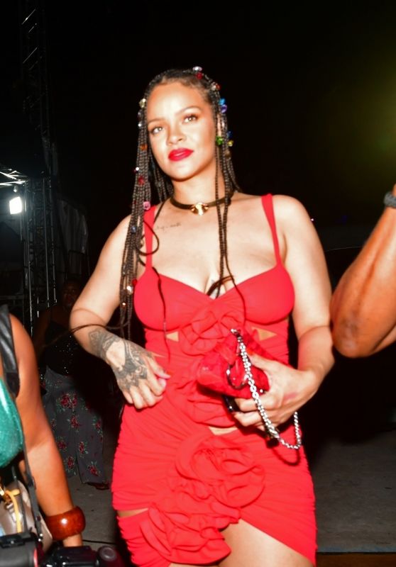 Rihanna on Holiday in Barbados 11/25/2022