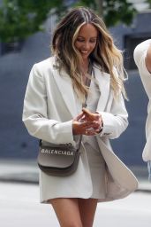 Samantha Jade - Outside the Court Bar in Perth 11/25/2022