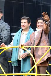 Sarah Hyland at the 96th Macy s Thanksgiving Day Parade in New York 11 24 2022   - 20