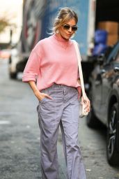 Sienna Miller - Out in New York City 11/01/2022