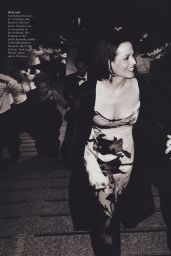 Sigourney Weaver - Vogue US August 2001